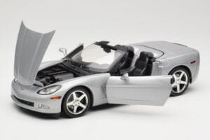 Chevrolet Corvette C6 Кабриолет Сребрист Hot Wheels 1:18 B6052 Метал — снимка 2 от 8
