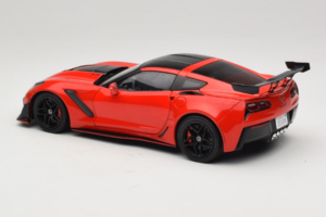 Chevrolet Corvette C7 ZR1 Torch Red IXO 1:18 18RDC243-FO Метал — снимка 7 от 8