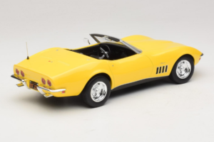 Chevrolet Corvette C3 Кабриолет Daytona Yellow Norev 1:18 189039 Метал — снимка 2 от 6
