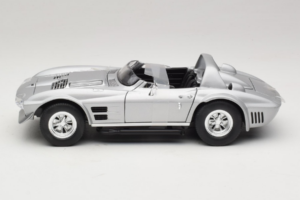 Chevrolet Corvette Grand Sport Сребърен Fast & Furious Greenlight 1:18 12842 Метал — снимка 3 от 6