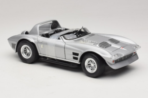 Chevrolet Corvette Grand Sport Сребърен Fast & Furious Greenlight 1:18 12842 Метал — снимка 4 от 6
