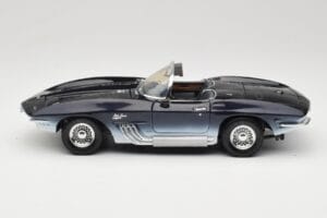 Chevrolet Corvette Mako Shark Motormax 1:18 73102 Метал — снимка 4 от 8