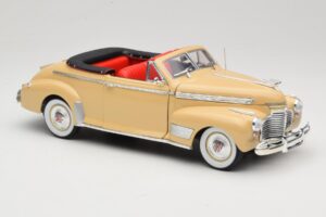 Chevrolet Deluxe Кабриолет Бежов Eagle Collectibles 1:18 3022518 Метал — снимка 6 от 8