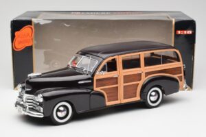 Chevrolet Fleetmaster Woody Кафяв Maisto 1:18 36854 Метал — снимка 8 от 8