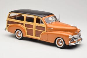 Chevrolet Fleetmaster Woody Златен Maisto 1:18 56042 Метал — снимка 6 от 8
