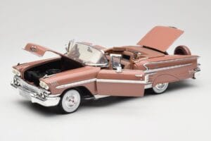 Chevrolet Impala Кабриолет Кафяв Motormax 1:18 73112 Метал — снимка 2 от 8