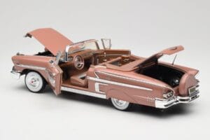 Chevrolet Impala Кабриолет Кафяв Motormax 1:18 73112 Метал — снимка 5 от 8