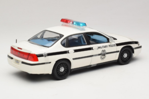 Chevrolet Impala Military Police Maisto 1:18 36611 Метал — снимка 2 от 6