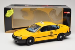 Chevrolet Impala Такси Maisto 1:18 36617 Метал — снимка 8 от 8