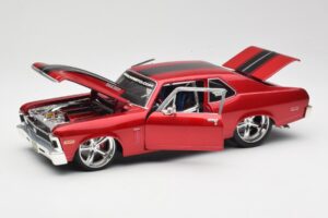 Chevrolet Nova SS Coupe Червен Maisto 1:18 31083-M1 Метал — снимка 2 от 8