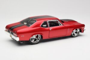 Chevrolet Nova SS Coupe Червен Maisto 1:18 31083-M1 Метал — снимка 3 от 8