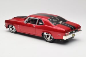 Chevrolet Nova SS Coupe Червен Maisto 1:18 31083-M1 Метал — снимка 7 от 8