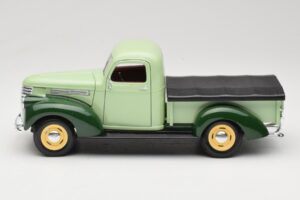 Chevrolet Pickup Зелен Solido 1:18 8063 Метал — снимка 4 от 8