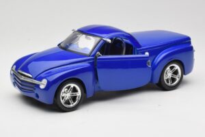 Chevrolet SSR Concept Син Maisto 1:18 531612 Метал — снимка 2 от 8