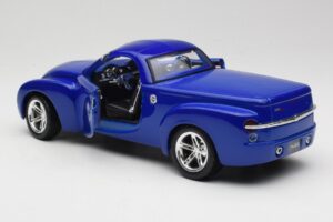 Chevrolet SSR Concept Син Maisto 1:18 531612 Метал — снимка 5 от 8