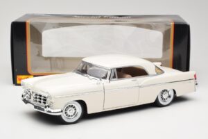 Chrysler 300B Бял Maisto 1:18 531897 Метал — снимка 8 от 8
