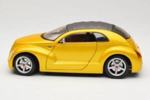 Chrysler Pronto Cruizer Златен Maisto 1:18 50338 Метал — снимка 4 от 8