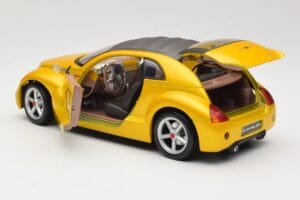Chrysler Pronto Cruizer Златен Maisto 1:18 50338 Метал — снимка 5 от 8