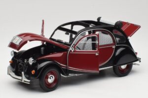 Citroen 2CV Charleston Червен Minichamps 1:18 150111501 Метал — снимка 2 от 8