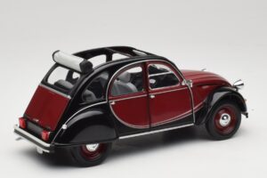 Citroen 2CV Charleston Червен Minichamps 1:18 150111501 Метал — снимка 3 от 8