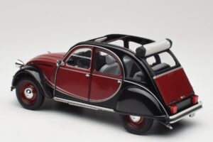 Citroen 2CV Charleston Червен Minichamps 1:18 150111501 Метал — снимка 7 от 8