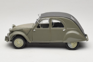 Citroen 2CV Зелен Maisto 1:18 50289 Метал — снимка 4 от 8