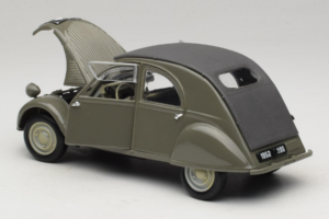 Citroen 2CV Зелен Maisto 1:18 50289 Метал — снимка 5 от 8