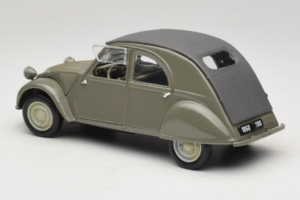 Citroen 2CV Зелен Maisto 1:18 50289 Метал — снимка 7 от 8