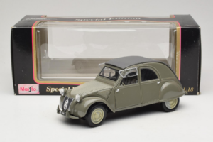 Citroen 2CV Зелен Maisto 1:18 50289 Метал — снимка 8 от 8