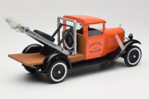 Citroen C4 Depanneuse Оранжев Solido 1:18 118800-00 Метал — снимка 3 от 8