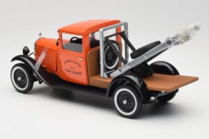 Citroen C4 Depanneuse Оранжев Solido 1:18 118800-00 Метал — снимка 7 от 8