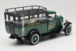 Citroen C4 F Palace Hotel Зелен Solido 1:18 118303-00 Метал — снимка 2 от 6