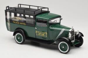 Citroen C4 F Palace Hotel Зелен Solido 1:18 118303-00 Метал — снимка 4 от 6