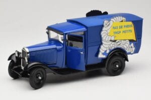 Citroen C4 F Pas de Pneus Trop Petit Син Solido 1:18 151235-00 Метал — снимка 2 от 8