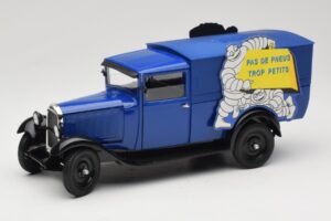 Citroen C4 F Pas de Pneus Trop Petit Син Solido 1:18 151235-00 Метал