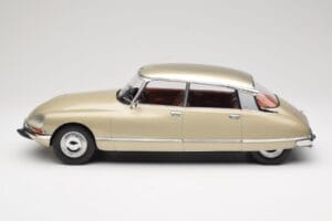 Citroen DS 23 Pallas Бежов Norev 1:12 121730 Метал — снимка 3 от 6