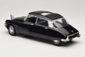 Citroen DS Presidentielle Сив Solido 1:18 8035 Метал — снимка 7 от 8