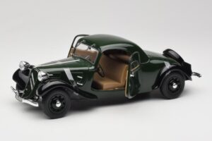 Citroen Traction Avant 11 Coupe Зелен Solido 1:18 8179 Метал — снимка 2 от 8