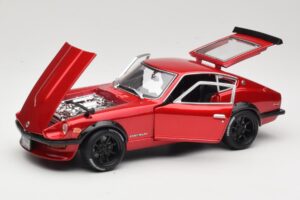 Datsun 240Z S30 Червен Maisto 1:18 32611 Метал — снимка 2 от 8