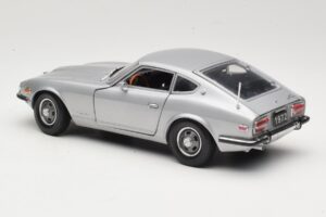 Datsun 240Z S30 Сребрист Sun Star 1:18 3503 Метал — снимка 7 от 8