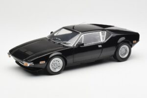 De Tomaso Pantera Черен Kyosho 1:18 08851BK Метал