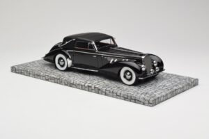 Delage D8-120 Кабриолет Черен Minichamps 1:18 107115131 Метал — снимка 4 от 6
