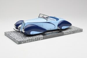 Delahaye Type 135-M Кабриолет Mullin Museum Minichamps 1:18 107116160 Метал