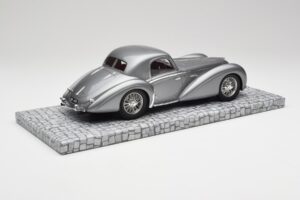 Delahaye Type 145 V12 Coupe Mullin Museum Minichamps 1:18 107116120 Метал — снимка 5 от 6