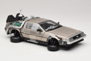 DeLorean DMC-12 Back to the Future Time Machine Sun Star 1:18 2710 Метал — снимка 4 от 6