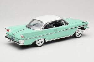 DeSoto Adventurer Зелен American Mint 1:18 92738 Метал — снимка 3 от 8