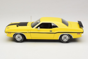 Dodge Challenger R/T NCIS TV Series Car Greenlight 1:18 12845 Метал — снимка 4 от 8