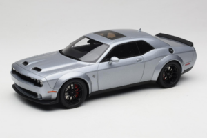 Dodge Challenger SRT Hellcat Redeye Сребрист GT Spirit 1:18 GT226 Смола