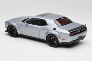 Dodge Challenger SRT Hellcat Redeye Сребрист GT Spirit 1:18 GT226 Смола — снимка 5 от 6