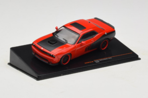 Dodge Challenger SRT8 Червен IXO 1:43 CLC597N Метал — снимка 2 от 4